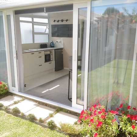 Tranquil Garden Studio Тауранга Экстерьер фото